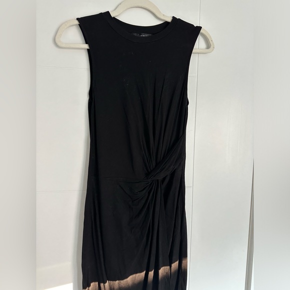 Side Twist Dress - Picture 3 of 9